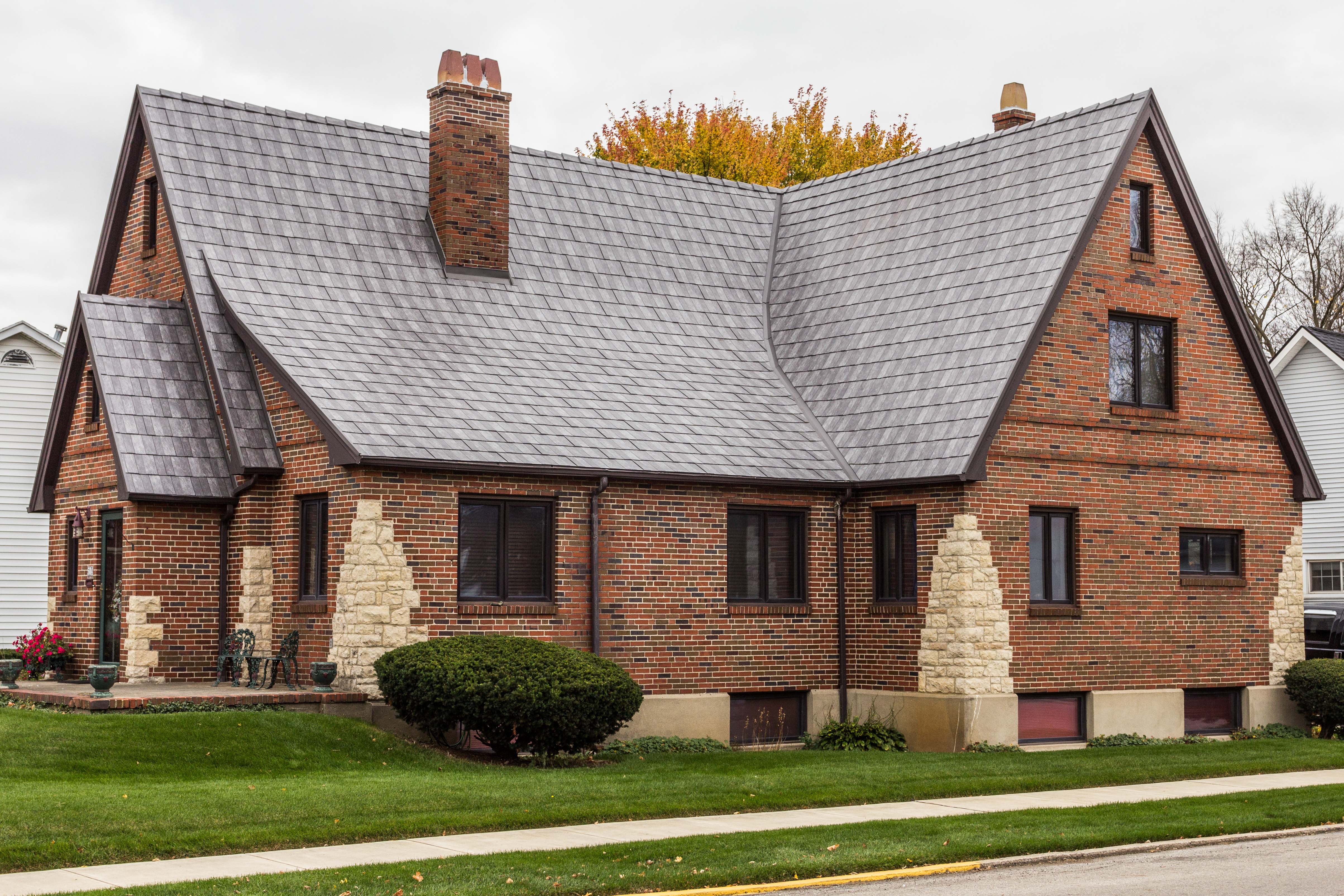 A new roof installed in Charlottesville, Virginia